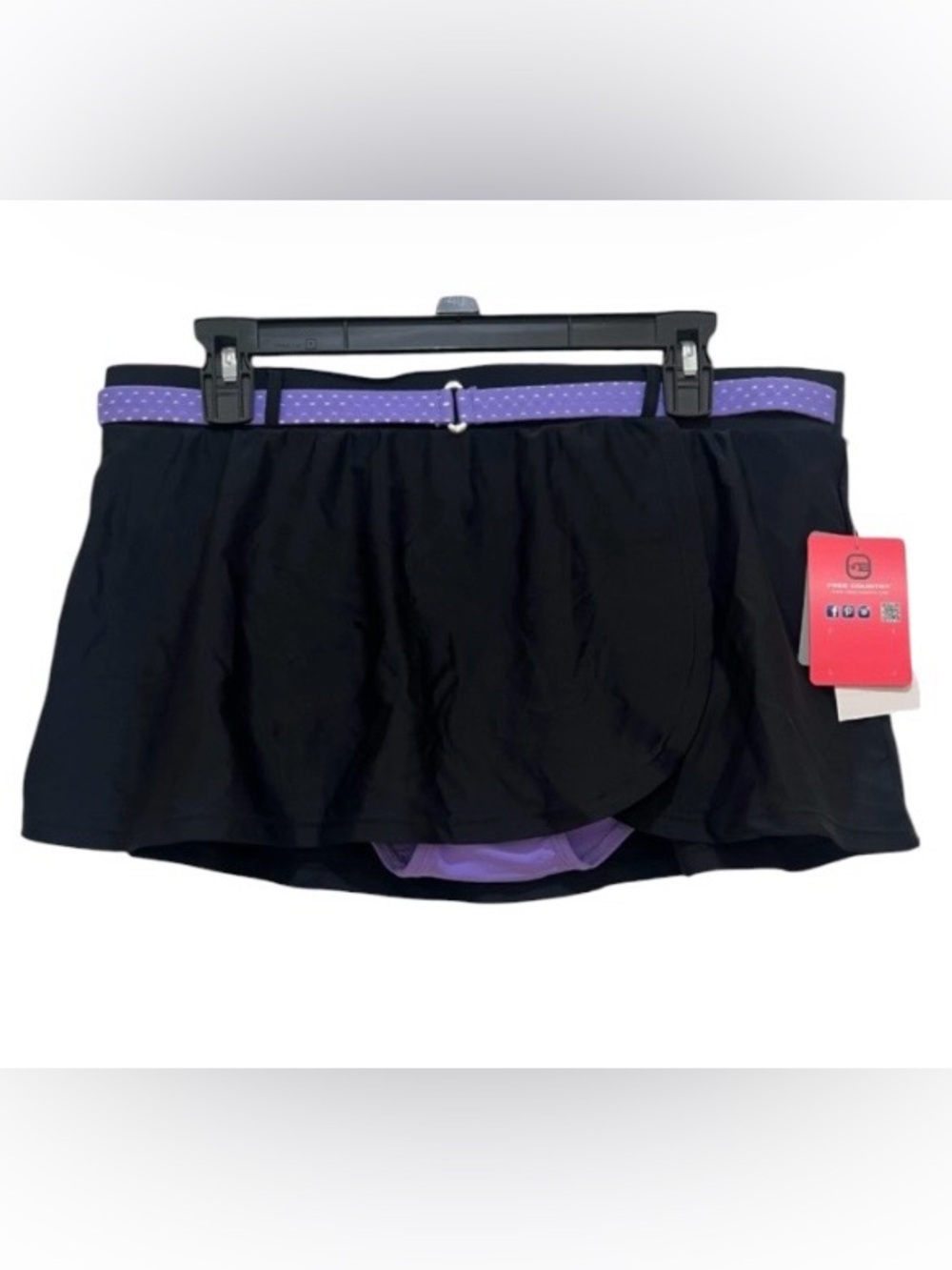 NWT Free Country women’s XL knit black and purple swim skort with a mesh belt